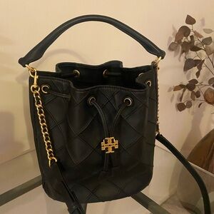 Tory Burch Fleming bucket bag